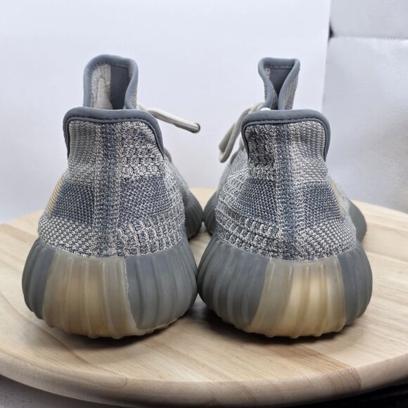 Size 10.5 - adidas Yeezy Boost 350 V2 Low Israfil - Picture 6 of 12